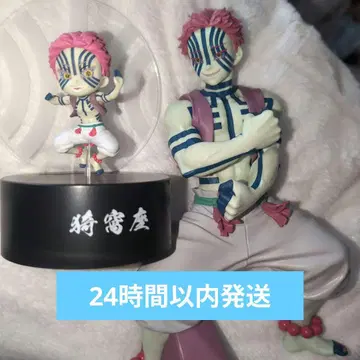 아카자 피규어