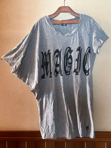 LGB T셔츠 LOVE SEX&DREAM MAGIC 루그랑 블루