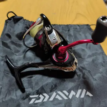 다이와 월하미인 2700S-P 낚시릴과 74L-S 낚싯대 세트