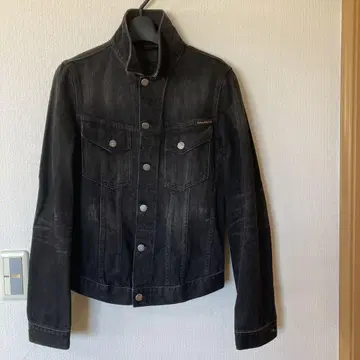 Nudie Jeans Co. 블랙 데님 자켓