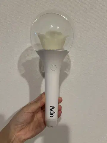 Ado 응원봉