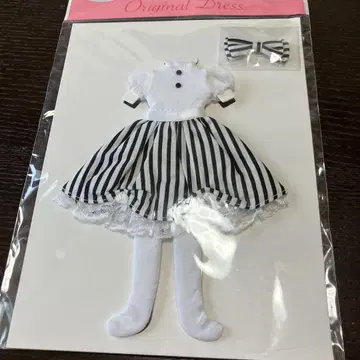 리카짱 캐슬 2020년 발렌타인 컬렉션 드레스 화이트 x 블랙 22cm