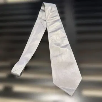 JIL SANDER 실버 실크 넥타이