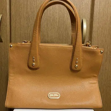 브라운 핸드백