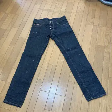 DSQUARED2 다크 블루 스트레이트 데님 48