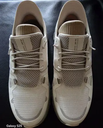 Skechers 슬립인즈 GLIDE STEP 26cm, 2회 사용