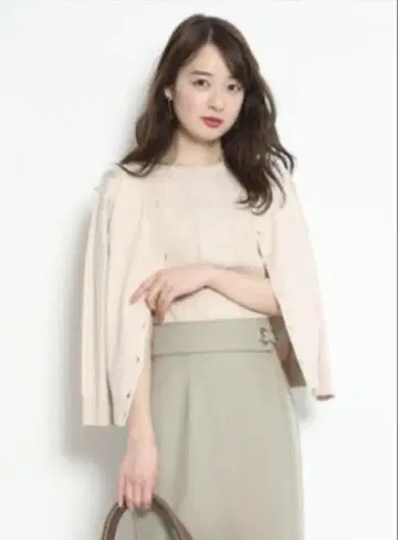 [ 새상품 ] 재스그리티 레이스 콤비 니트 앙상블 베이지 M