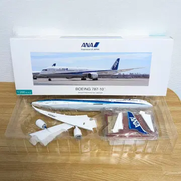 전일공상사 NH20139 1/200 BOEING 787-10 JA900A