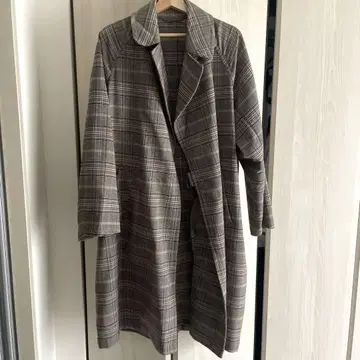 [ Beams Heart ] 브라운 계열 체크 무늬 롱 코트 S 사이즈