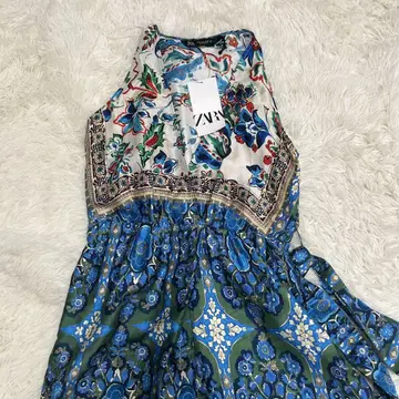 새상품 ZARA 자라 플라워 올 패턴 벨트 오버롤 살로펫 팬츠