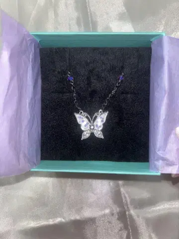 ANNA SUI 나비 모티브 목걸이