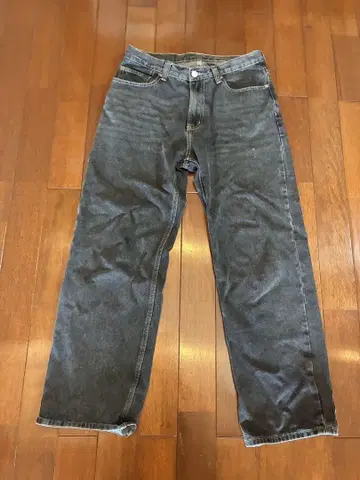 BELVET washed Black denim