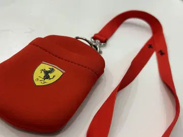 레어 새상품급 페라리 Ferrari 실리콘제 사코슈 레드 도약하는 말