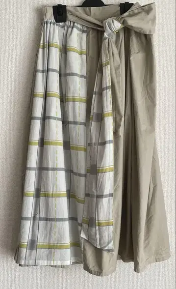 pamm 체크 무늬 플레어 스커트