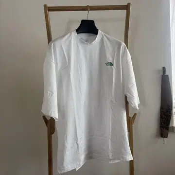 THE NORTH FACE 화이트 셔츠