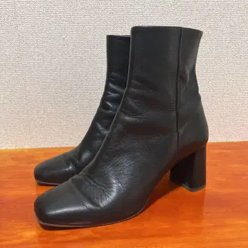 다이애나 사이드 지퍼 숏부츠 블랙 23.5cm