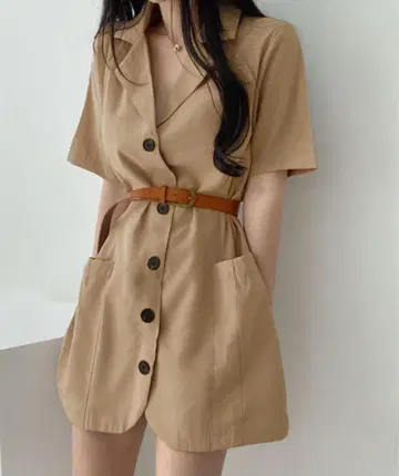 베이지 테일러드 자켓 벨트 포함