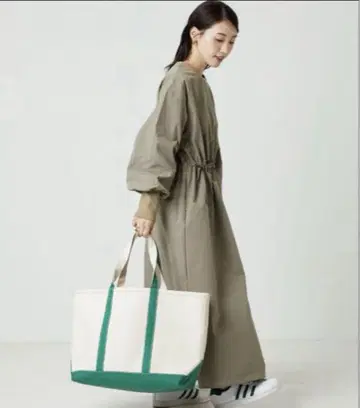 [ 프릭스스토어 ] 허리 드로 코드 플레어 원피스