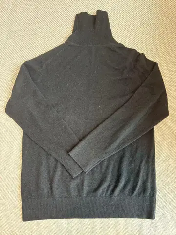 UNIQLO 블랙 캐시미어 터틀넥 스웨터 XL