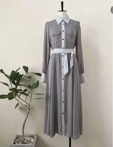 새상품 [ AURATIER ] 원피스 정가 55,000엔