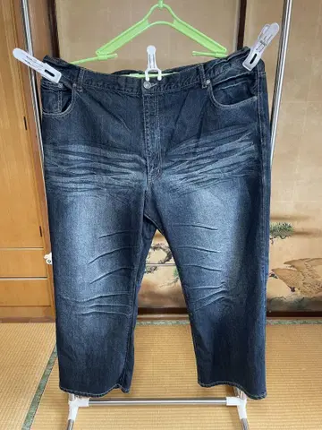 AMORE PITO 데미지 가공 데님 팬츠