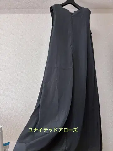 블랙 슬리브리스 롱 원피스