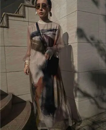 AMERI LOUISE ART DRESS M