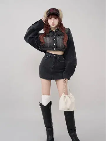 백 커브 데님 스커트 BLK