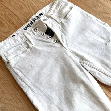 DENHAM 덴함 RAZOR 슬림핏 화이트 데님 W27