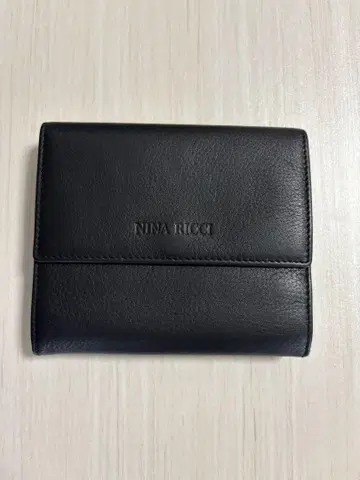 NINA RICCI 3단 폴더형 지갑 블랙