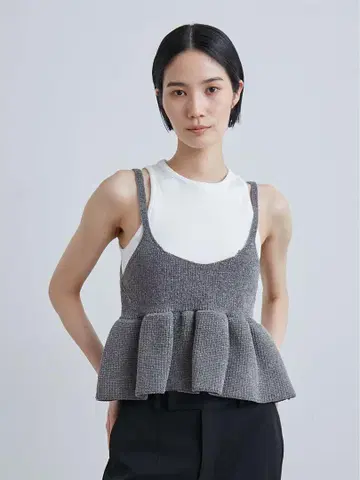 미스 로에 몰드 페플럼 니트 뷔스티에