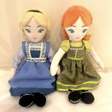 극단 사계절 안나 인형 안나 엘사
