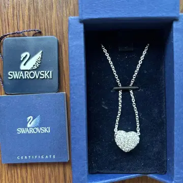 Swarovski 하트형 목걸이