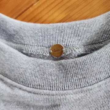 lui jewelry 맨투맨 그레이 크롭 긴팔 상의