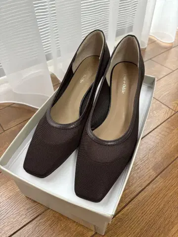 Odette e Odile 다크 브라운 펌프스 24.5cm