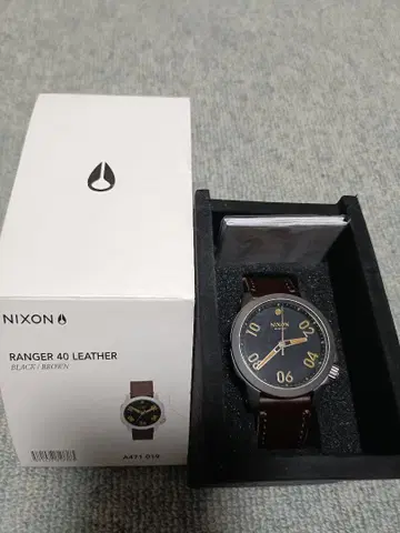 NIXON Ranger 40 Leather 블랙/브라운