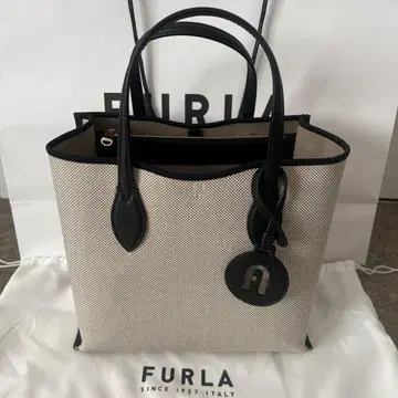 새상품 FURLA 캔버스 핸드백