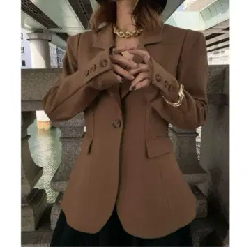 WAIST SHAPE FLARE JACKET