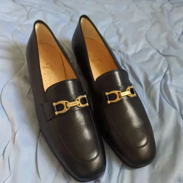 미사용 TANINO CRISCI 비트 로퍼 가죽 신발 가죽 37