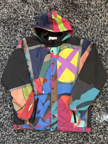 sacai x KAWS 21AW Packable Blouson 사카이