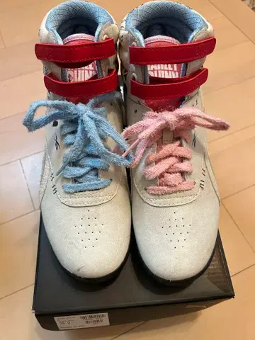 리복 DC 코믹스 프리스타일 HI 할리 퀸