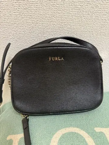 FURLA 블랙 가죽 숄더백