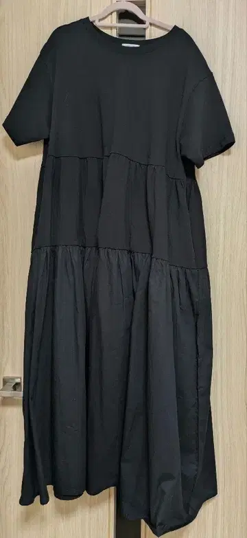 로리즈팜 블랙 원피스