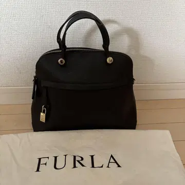 FURLA 블랙 가죽 핸드백