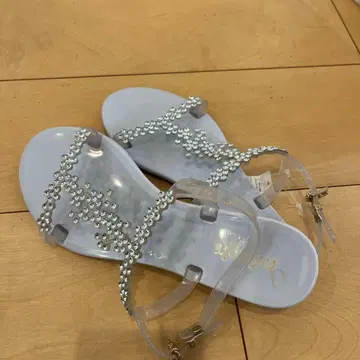 menghi 멘기 Swarovski 크리스탈 장식 샌들 38