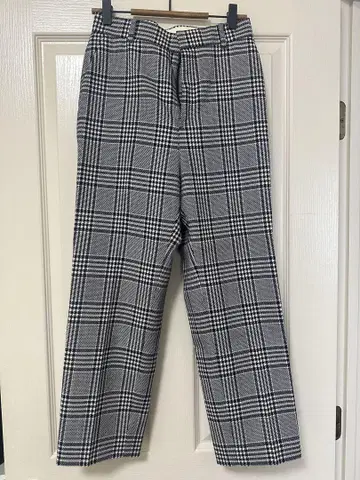 UNITED ARROWS 체크 무늬 테이퍼드 팬츠