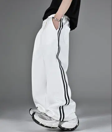 ADRER line track wide slacks