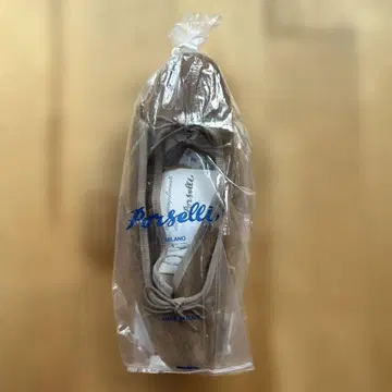 A.P.C. 포르셀리 스웨이드 카멜
