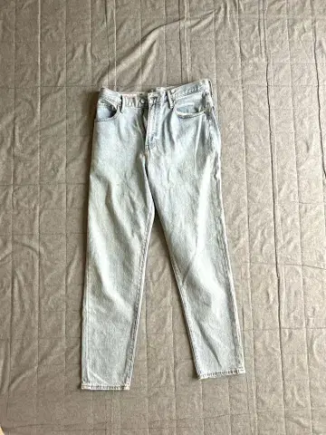 GAP RELAXED TAPER 33 32 라이트 블루 데님