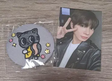 다고냥 자수 캔뱃지와 Weverse 특전 사진 태현 세트